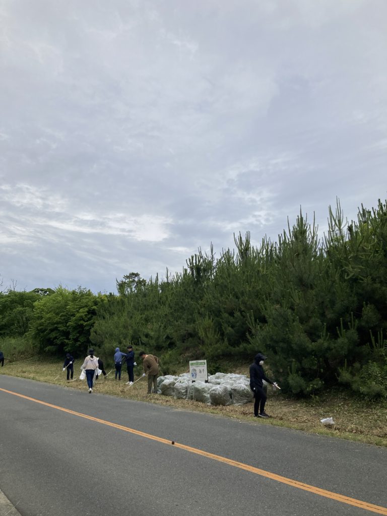 さつき松原清掃後